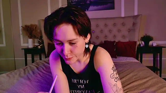 BlackLunaa online show from 3, 3, 2026