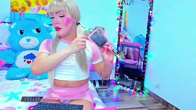 Dulce Fabiana  online show from 13, 3, 2026