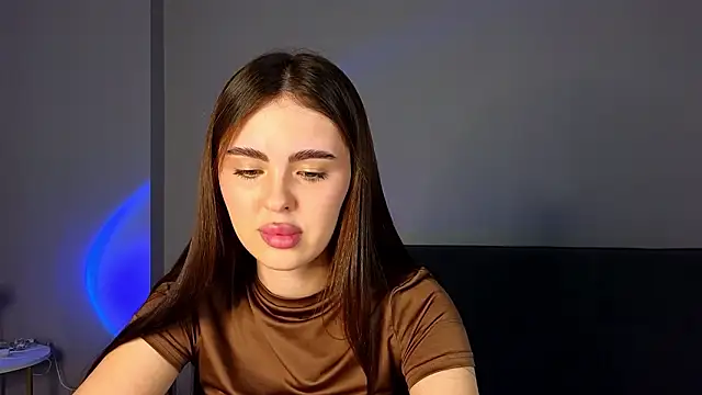 Snapshot of SheilaHigh chatting on 11, 3, 2026 SheilaHigh online show from 11, 3, 2026