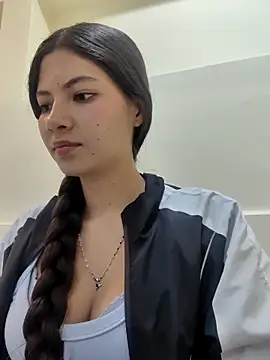 Malia Maccoll online show from 17, 3, 2026