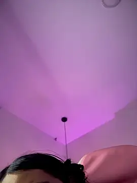 Mia Becket  online show from 17, 3, 2026