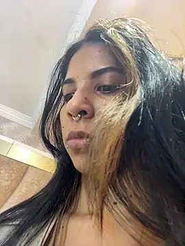 Snapshot of VioletaHills_ chatting on 9, 3, 2026 VioletaHills online show from 9, 3, 2026