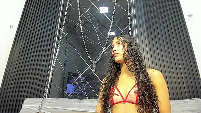 Megan Duskk online show from 13, 7, 2026