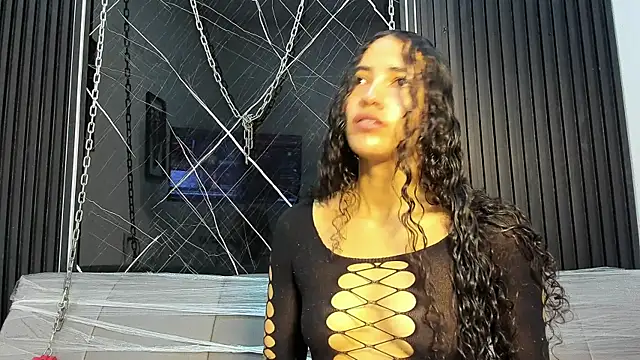 Megan Duskk online show from 25, 7, 2026