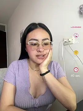 Snapshot of Anni_Rose chatting on 23, 5, 2026 Anni Rose online show from 23, 5, 2026