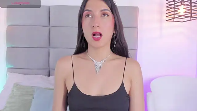 Snapshot of SensuallJenn chatting on 20, 3, 2026 SensuallJenn online show from 20, 3, 2026