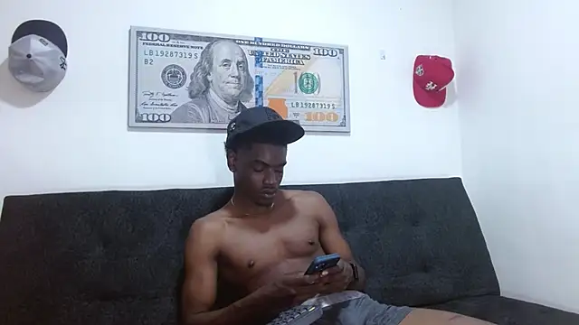 Snapshot of charles_king chatting on 10, 3, 2026 charles king online show from 10, 3, 2026