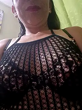 Lucia Rios online show from 16, 4, 2026
