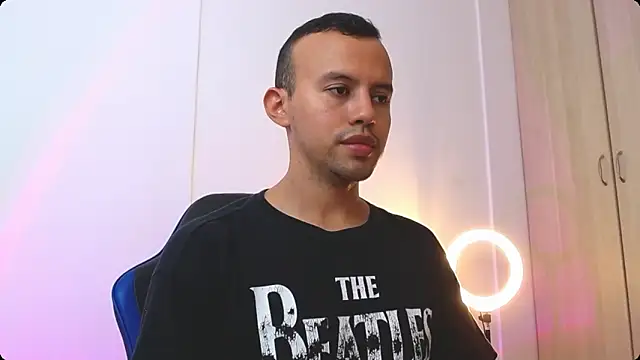 Snapshot of Damian_Wish chatting on 8, 3, 2026 Damian Wish online show from 8, 3, 2026