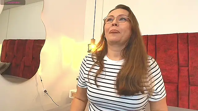  Monaliza  online show from 14, 7, 2026