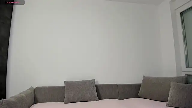 nikki-moon online show from 2, 5, 2026