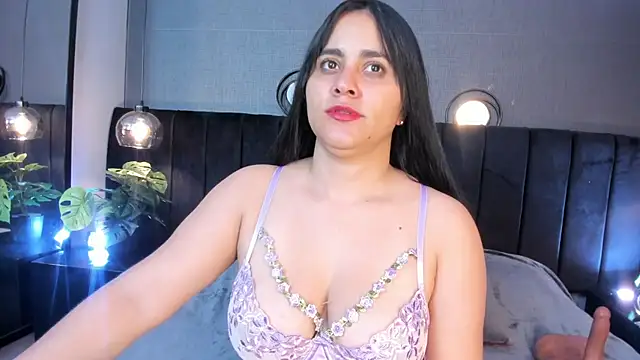 alejandra  garcia online show from 19, 4, 2026