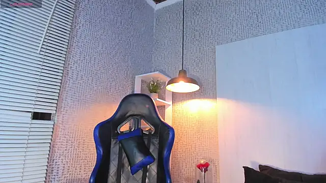 Snapshot of mxli_divine_ chatting on 5, 7, 2026 mxli divine online show from 5, 7, 2026