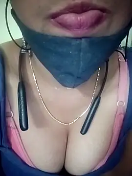 Snapshot of Tamil_Rani- chatting on 14, 3, 2026 Tamil Rani- online show from 14, 3, 2026