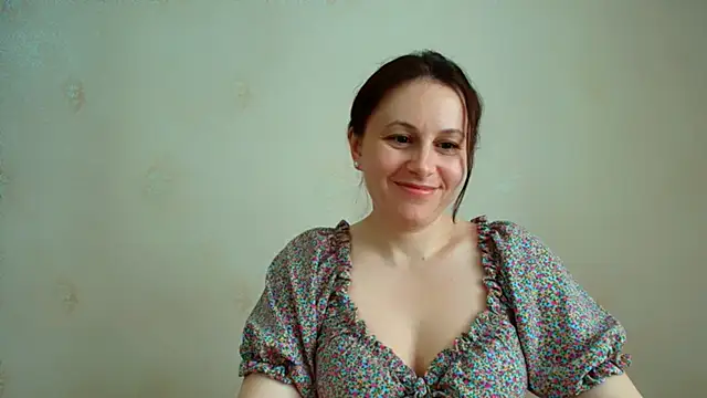 Inessa beauty online show from 4, 5, 2026