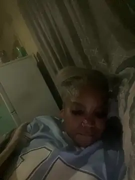 friendlybitch22 online show from 2, 8, 2026