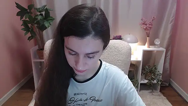 Snapshot of MistyBree chatting on 13, 3, 2026 MistyBree online show from 13, 3, 2026