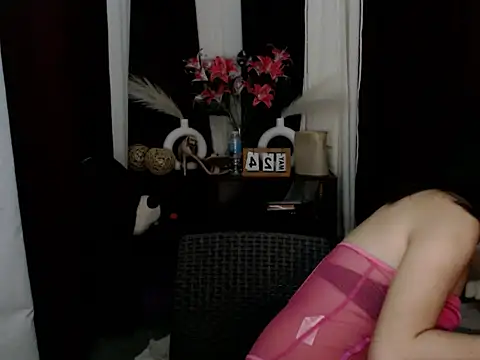 AnaxandraVenomLips online show from 25, 5, 2026
