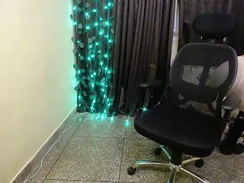 Snapshot of Im_Malaika chatting on 13, 3, 2026 Im Malaika online show from 13, 3, 2026