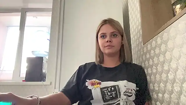 Snapshot of RoyalNovaX chatting on 16, 3, 2026 RoyalNovaX online show from 16, 3, 2026