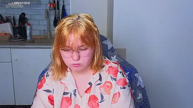 soft focus online show from 30, 4, 2026