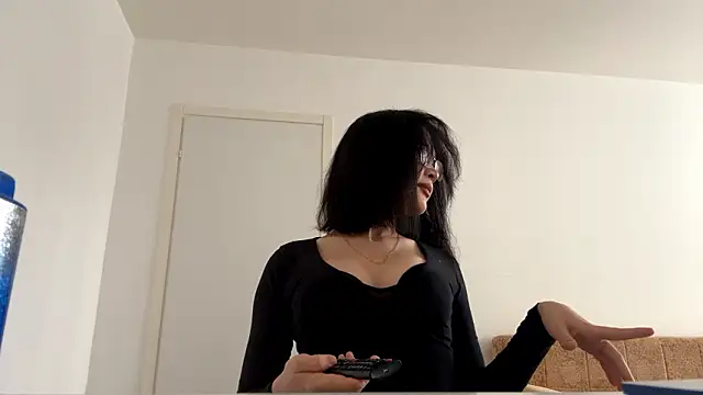 CartiBlue online show from 3, 3, 2026