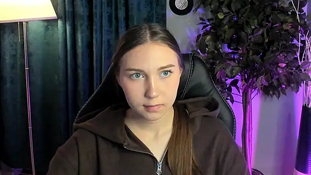 OliviaLang online show from 19, 3, 2026