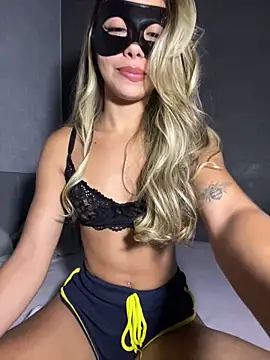 trueAmateurXX online show from 11, 5, 2026