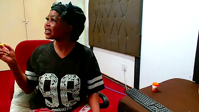 Snapshot of SpicyKittyxxx chatting on 15, 3, 2026 SpicyKittyxxx online show from 15, 3, 2026