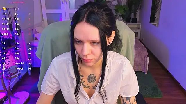 kittenlolla online show from 29, 4, 2026