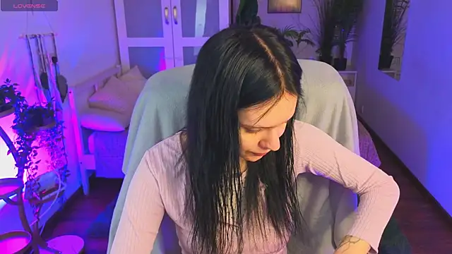 kittenlolla online show from 1, 5, 2026