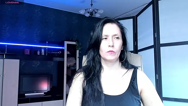 Lucky Milf online show from 6, 7, 2026
