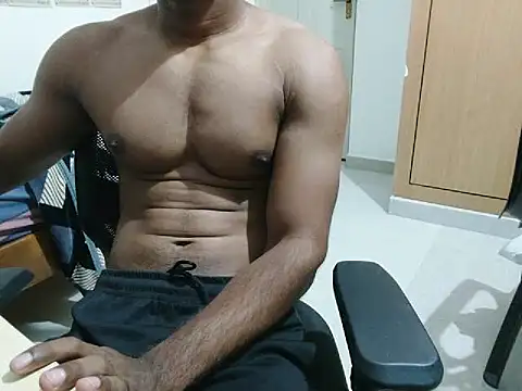 Snapshot of kratosTheHunk chatting on 11, 5, 2026 kratosTheHunk online show from 11, 5, 2026