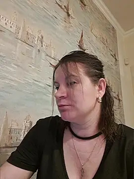 LaraHarper online show from 6, 5, 2026