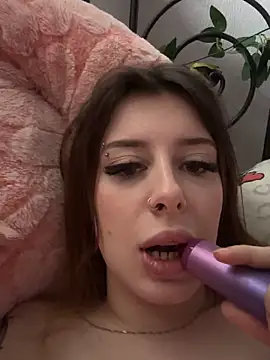 Snapshot of Johanna420 chatting on 8, 3, 2026 Johanna420 online show from 8, 3, 2026