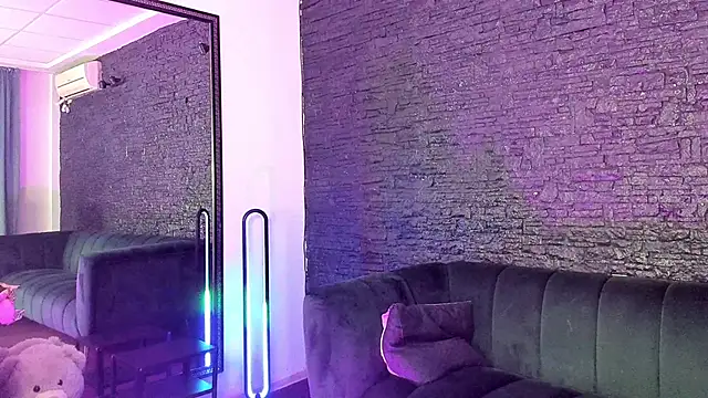 KiarraNoir online show from 15, 3, 2026