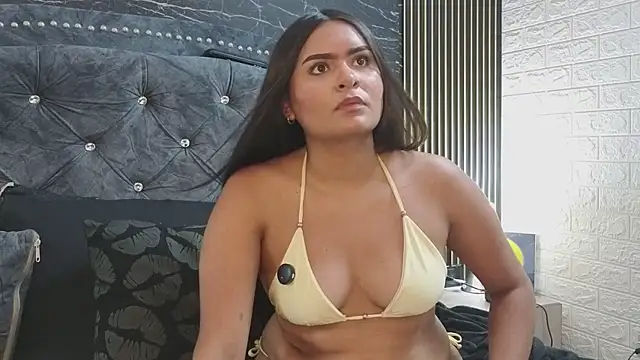 amarahanks11 online show from 17, 7, 2026