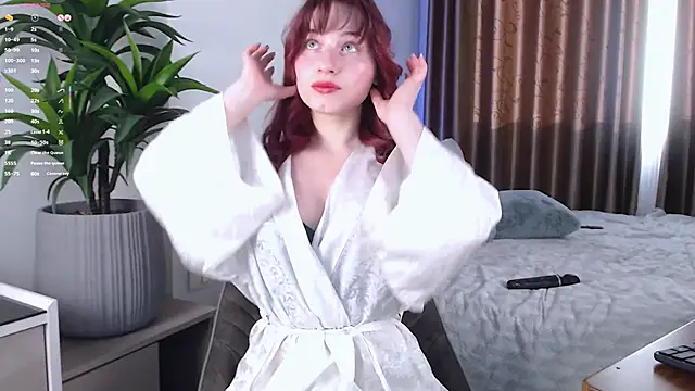 Snapshot of MinaGlow chatting on 13, 3, 2026 MinaGlow online show from 13, 3, 2026