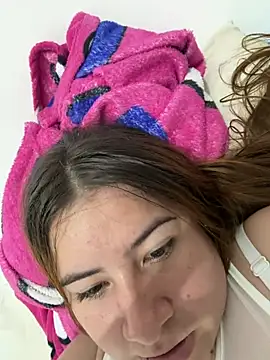 Zoe Luxxe  online show from 15, 6, 2026