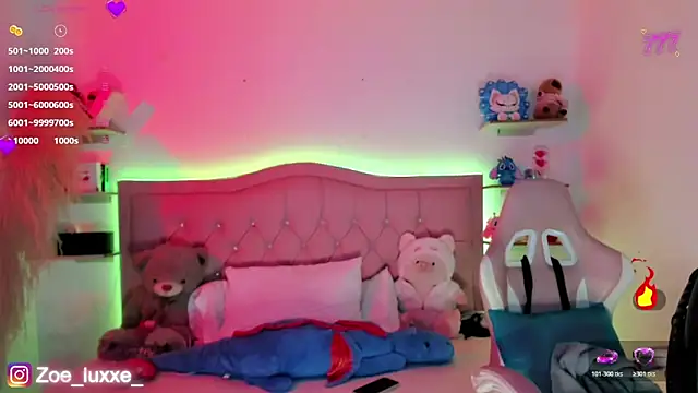 Zoe Luxxe  online show from 22, 6, 2026