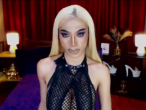 KieraLee online show from 30, 4, 2026