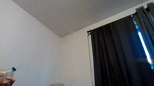 TallHungandCloudy69 online show from 18, 3, 2026