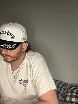 TallHungandCloudy69 online show from 11, 4, 2026