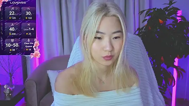 YunnaLuv online show from 10, 3, 2026