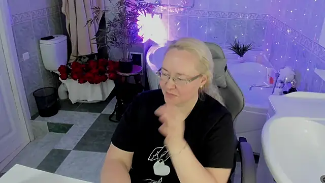 ViolaSmithh online show from 22, 4, 2026