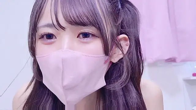 Snapshot of EMIRI_0426 chatting on 9, 3, 2026 EMIRI 0426 online show from 9, 3, 2026