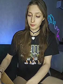 Emma Willson online show from 21, 3, 2026