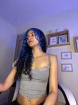 Franchezcaa  online show from 17, 7, 2026