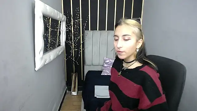 moon shut online show from 7, 3, 2026