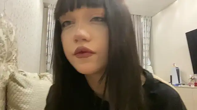 Snapshot of LoidaTrytten chatting on 8, 3, 2026 LoidaTrytten online show from 8, 3, 2026